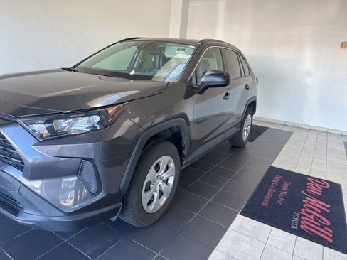Certified 2021 Toyota RAV4 LE FWD image 3