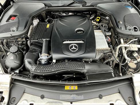 Used 2017 Mercedes-Benz E 300 4MATIC image 30