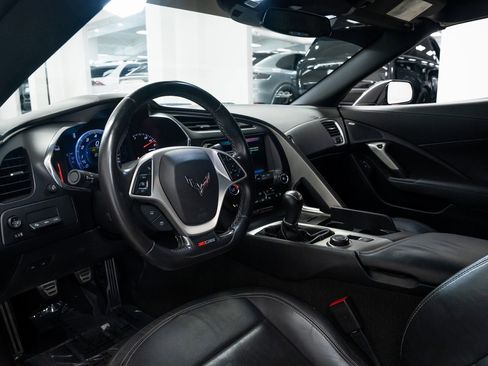 Used 2015 Chevrolet Corvette Z06 w/ 2LZ Preferred Equipment Group image 17