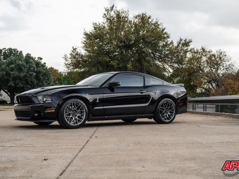 Used 2012 Ford Mustang Shelby GT500 w/ SVT Performance Pkg image 17