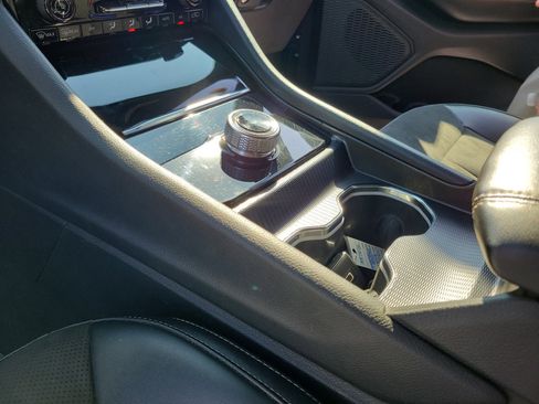 Used 2024 Jeep Grand Cherokee L Laredo image 29