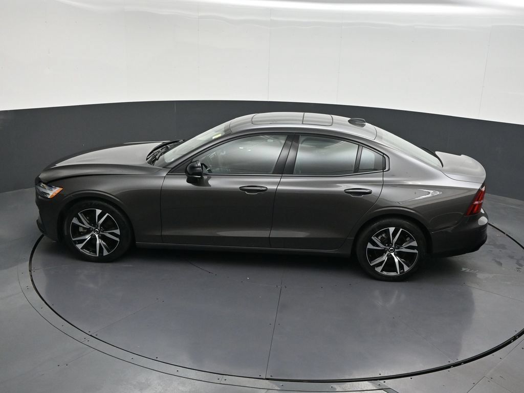 Certified 2024 Volvo S60 B5 Core FWD image 18