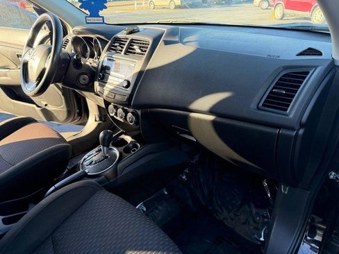 Used 2017 Mitsubishi Outlander Sport LE FWD image 22