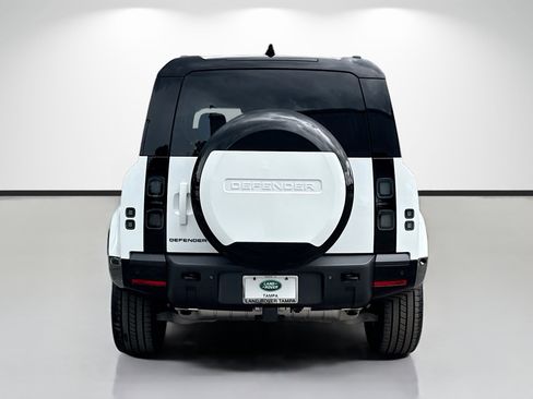 New 2026 Land Rover Defender 110 X-Dynamic SE AWD/4WD image 4