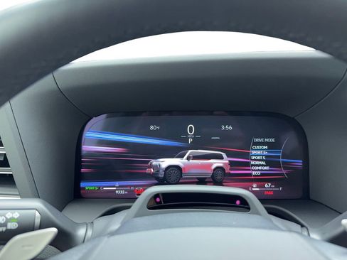 Used 2025 Lexus GX 550 image 25