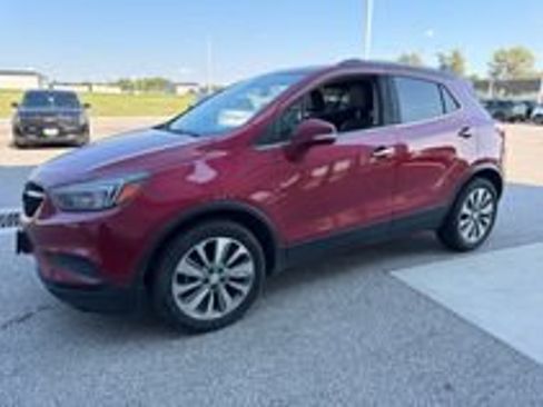 Used 2018 Buick Encore Preferred FWD image 1