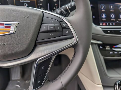 New 2025 Cadillac XT5 Premium Luxury image 23