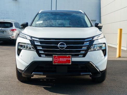 New 2026 Nissan Rogue Platinum w/ Tech Package AWD/4WD image 2