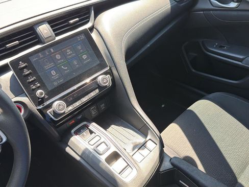 Used 2019 Honda Insight EX image 16