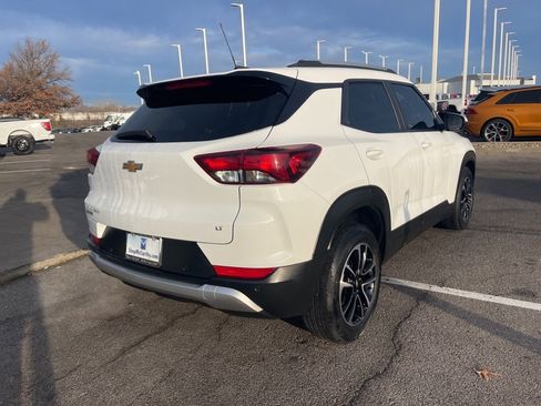Certified 2024 Chevrolet TrailBlazer LT w/ Convenience Package image 3