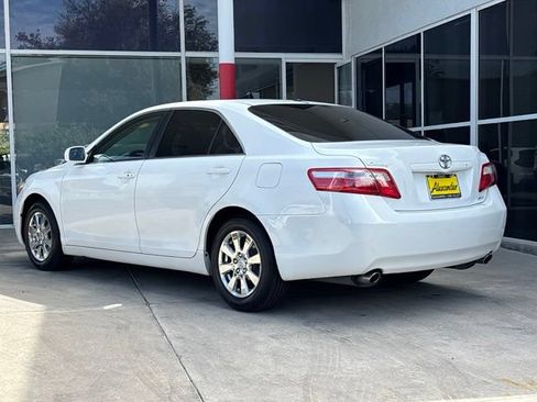 Used 2007 Toyota Camry XLE FWD image 5