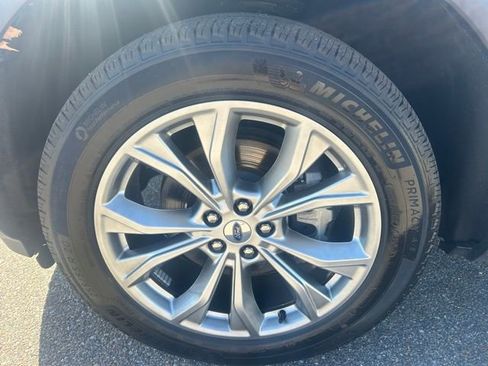 Certified 2023 Ford Explorer XLT w/ Equipment Group 202A AWD/4WD image 10