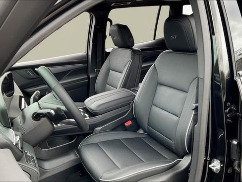 New 2026 Buick Enclave Sport Touring w/ Power Package image 10