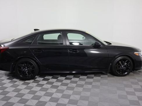 Used 2025 Honda Civic Sport image 9