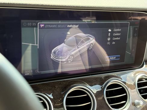Used 2017 Mercedes-Benz E 43 AMG 4MATIC Sedan image 26