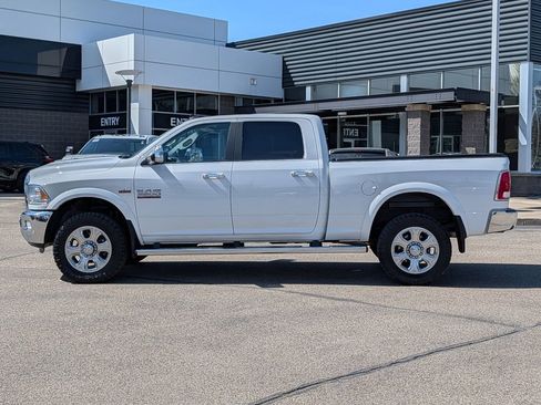 Used 2016 RAM 3500 Laramie w/ Convenience Group AWD/4WD image 6