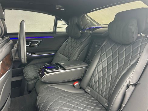 Used 2022 Mercedes-Benz S 580 4MATIC Sedan image 10