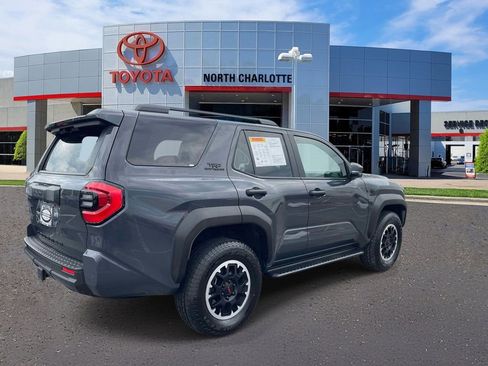 Used 2025 Toyota 4Runner TRD Off-Road AWD/4WD image 7