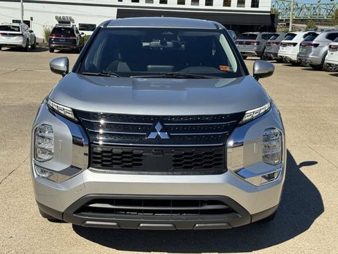 Used 2022 Mitsubishi Outlander ES image 8