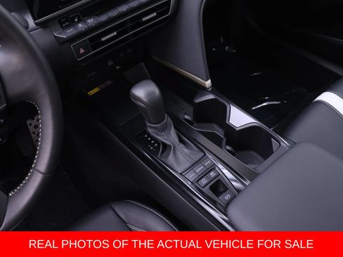Used 2025 Toyota Camry SE w/ Convenience Package AWD/4WD image 11
