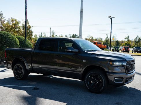New 2026 RAM 1500 Big Horn AWD/4WD image 13