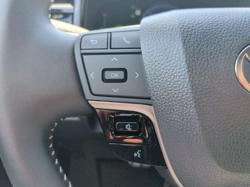 New 2026 Toyota Camry SE FWD image 19