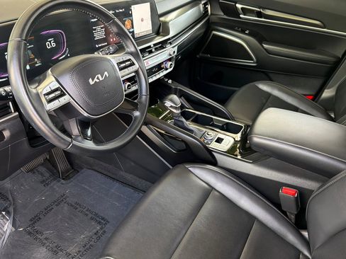 Used 2025 Kia Telluride S AWD/4WD image 10
