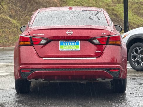Used 2023 Nissan Altima 2.5 SV image 4