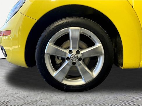 Used 2006 Volkswagen Beetle TDI Coupe w/ Package 2 FWD image 31