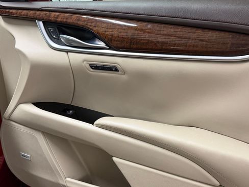 Used 2014 Cadillac XTS Luxury w/ Driver Awareness Package FWD image 44
