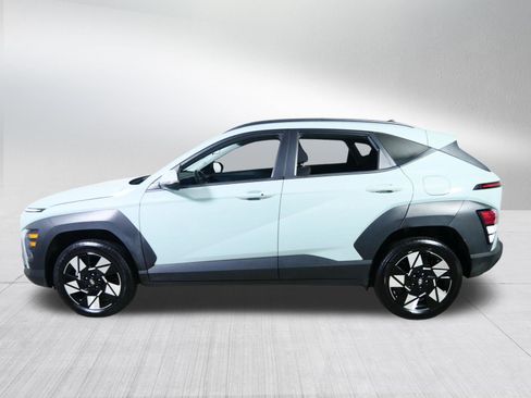 Used 2024 Hyundai Kona SEL AWD/4WD image 4
