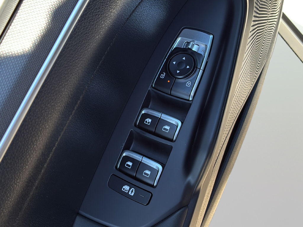 New 2026 Kia K5 LXS FWD image 12