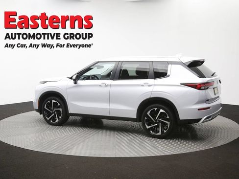 Used 2024 Mitsubishi Outlander SE AWD/4WD image 63
