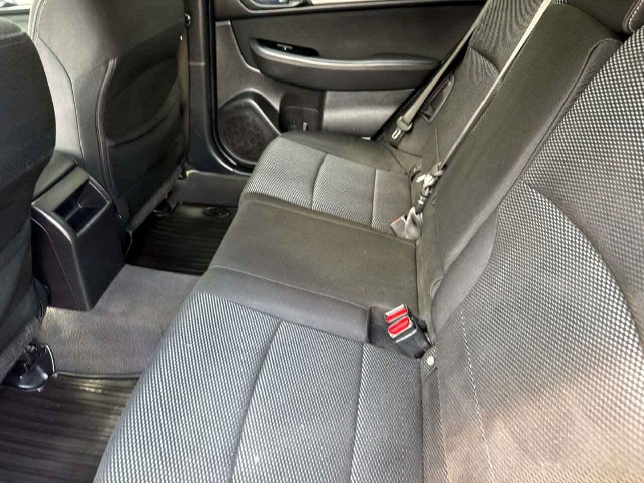 Used 2016 Subaru Outback 2.5i Premium AWD/4WD image 14
