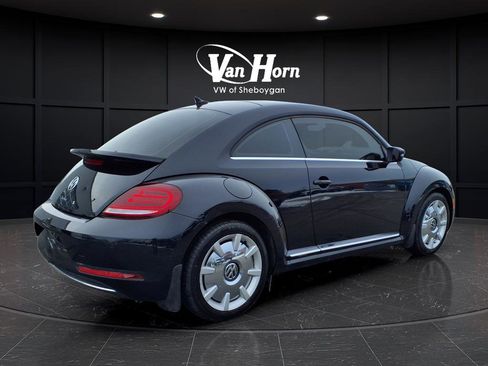Used 2018 Volkswagen Beetle 2.0T SE w/ SE Premium Package image 52