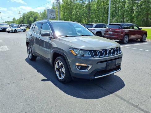 Used 2020 Jeep Compass Limited AWD/4WD image 4