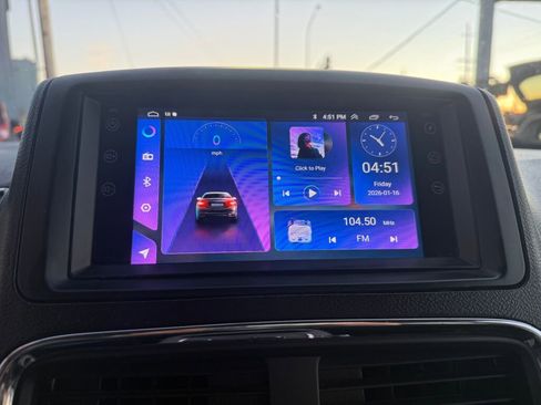 Used 2016 Dodge Grand Caravan SXT image 12