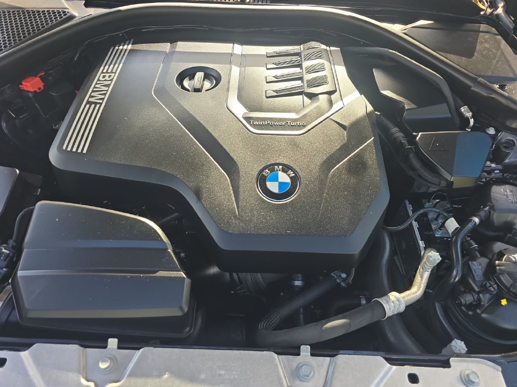 Used 2022 BMW 330i Sedan w/ Premium Package 2 RWD image 29