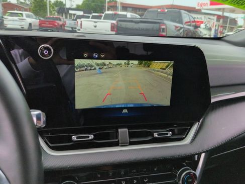 Used 2025 Chevrolet Equinox LT FWD image 22