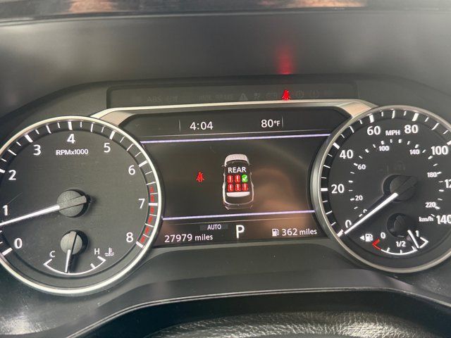 Used 2025 Nissan Pathfinder SL AWD/4WD image 16