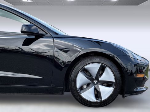 Used 2021 Tesla Model 3 Long Range AWD/4WD image 32