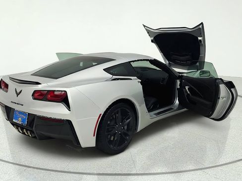 Certified 2019 Chevrolet Corvette Stingray Coupe w/ Carbon Flash Badge Package RWD image 30