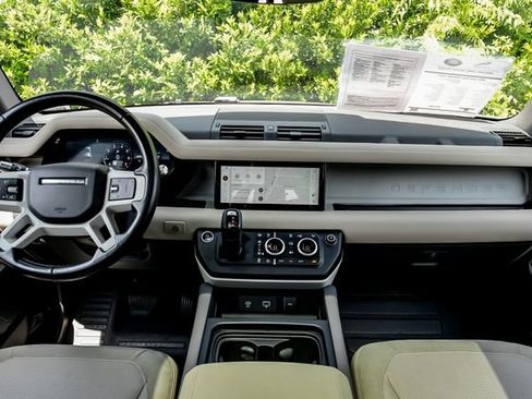 Used 2021 Land Rover Defender 110 S AWD/4WD image 21