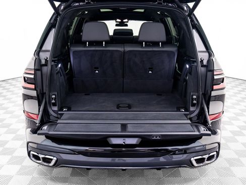 Used 2024 BMW X7 M60i w/ Executive Package image 32