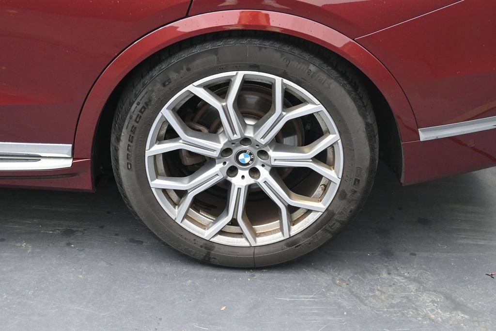 Used 2025 BMW X7 xDrive40i AWD/4WD image 12