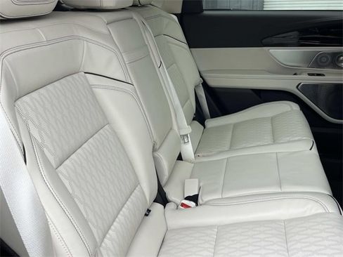 Used 2024 Lincoln Nautilus Black Label w/ Jet Appearance Package (87T) image 24