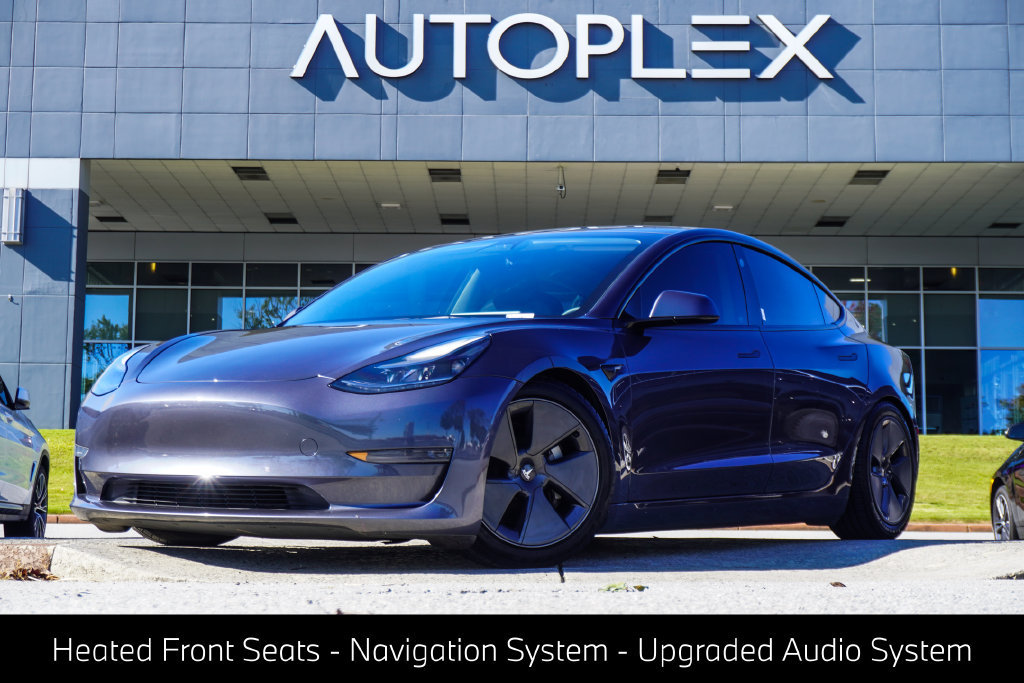 Used 2022 Tesla Model 3 Standard Range RWD image 1