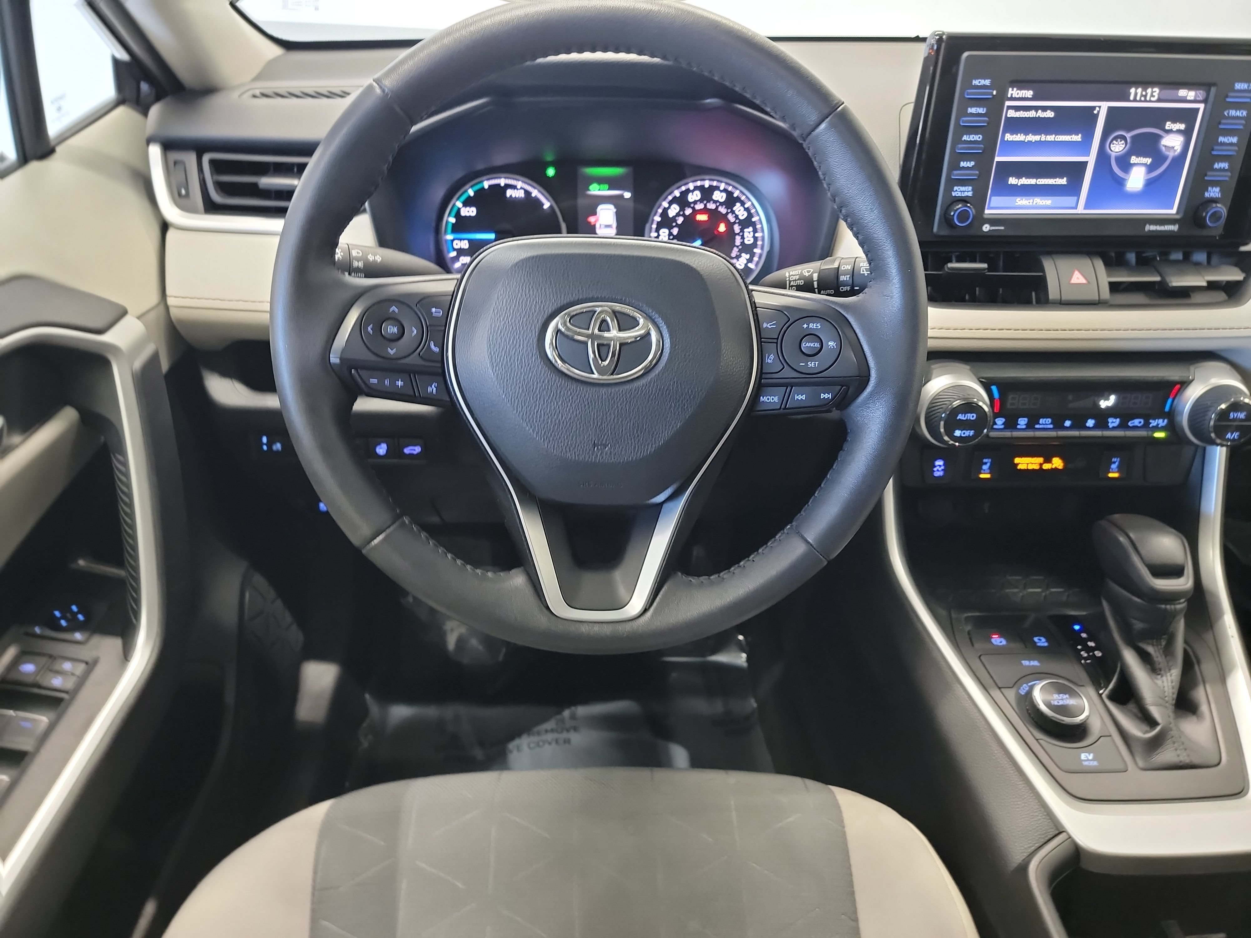 Used 2022 Toyota RAV4 XLE w/ Convenience Package AWD/4WD image 16
