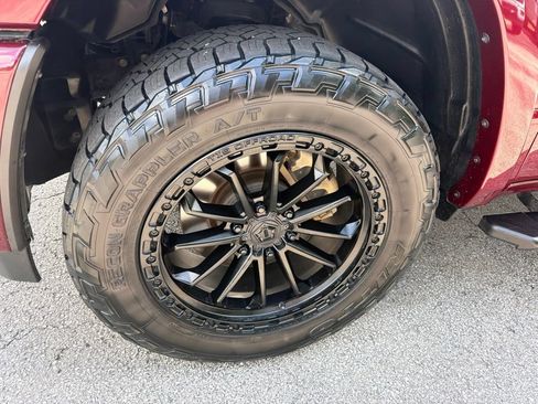 Used 2025 RAM 1500 Big Horn AWD/4WD image 10