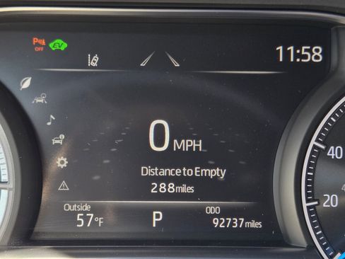 Used 2021 Toyota Venza Limited image 16